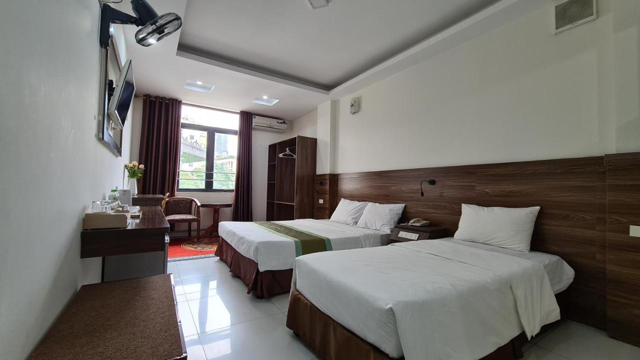 Thanh Hang Near Emerald My Dinh Hotel 3*