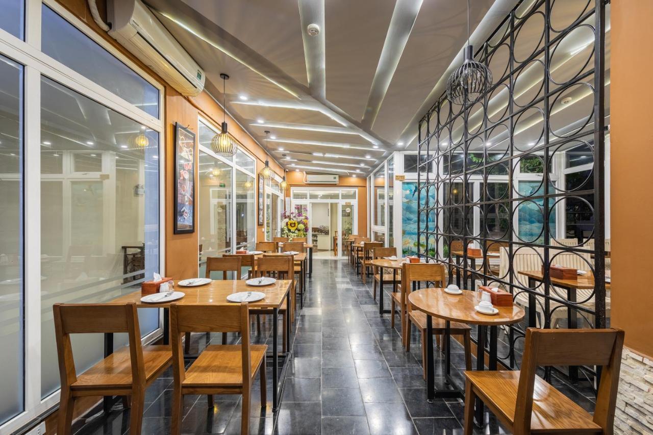 A25 - 23 Quan Thanh Hotel 3*