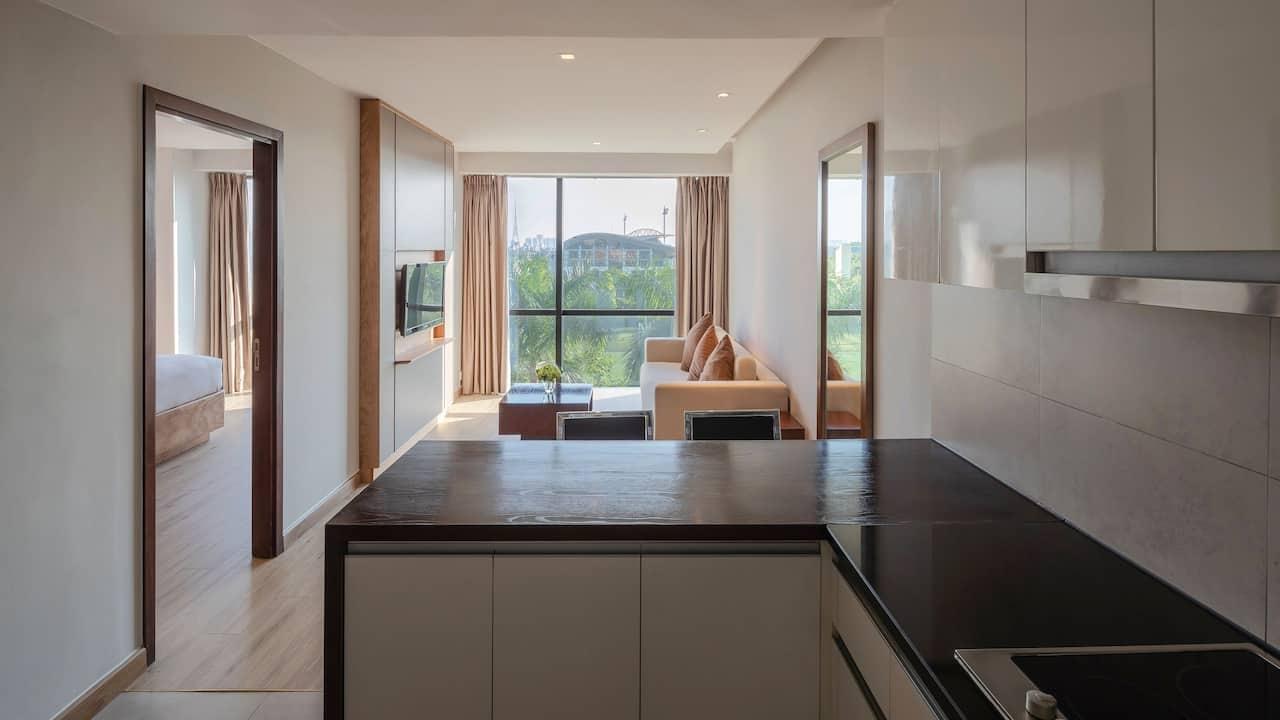 Hyatt Regency West Hotel 5*