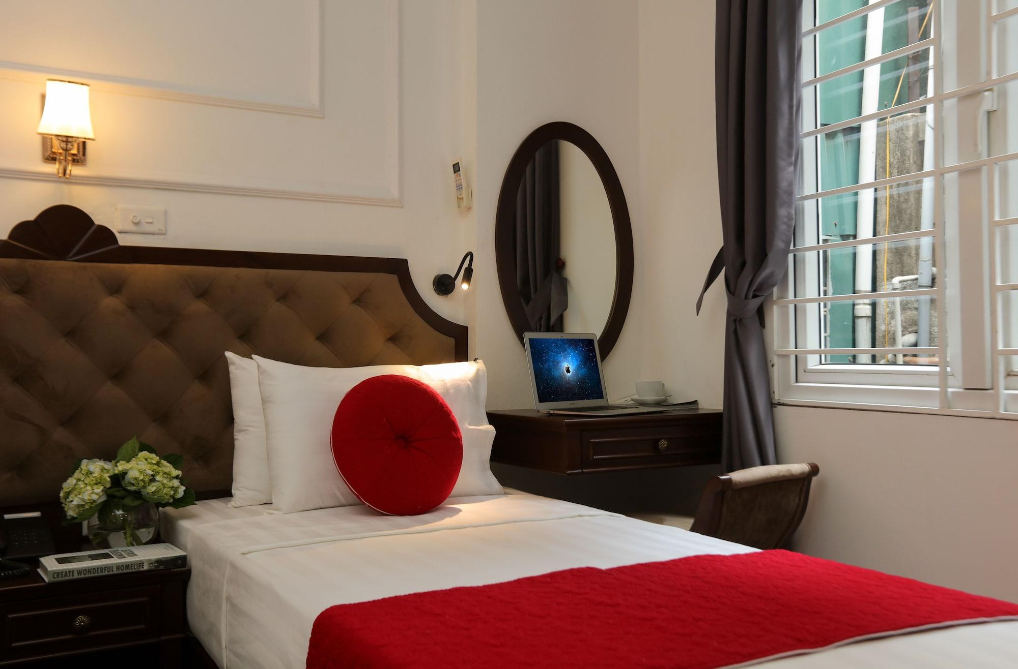 Hotel La Vision 3*
