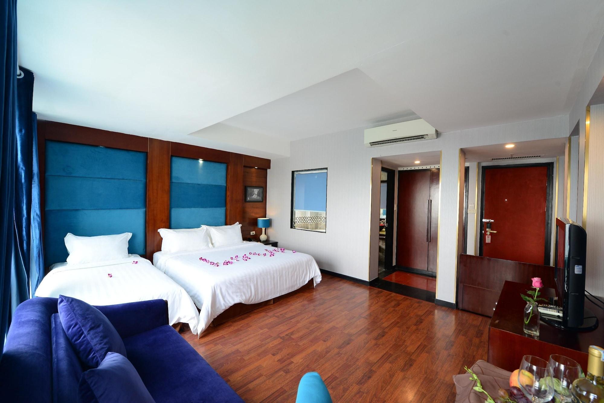 Ja Cosmo And Hotel