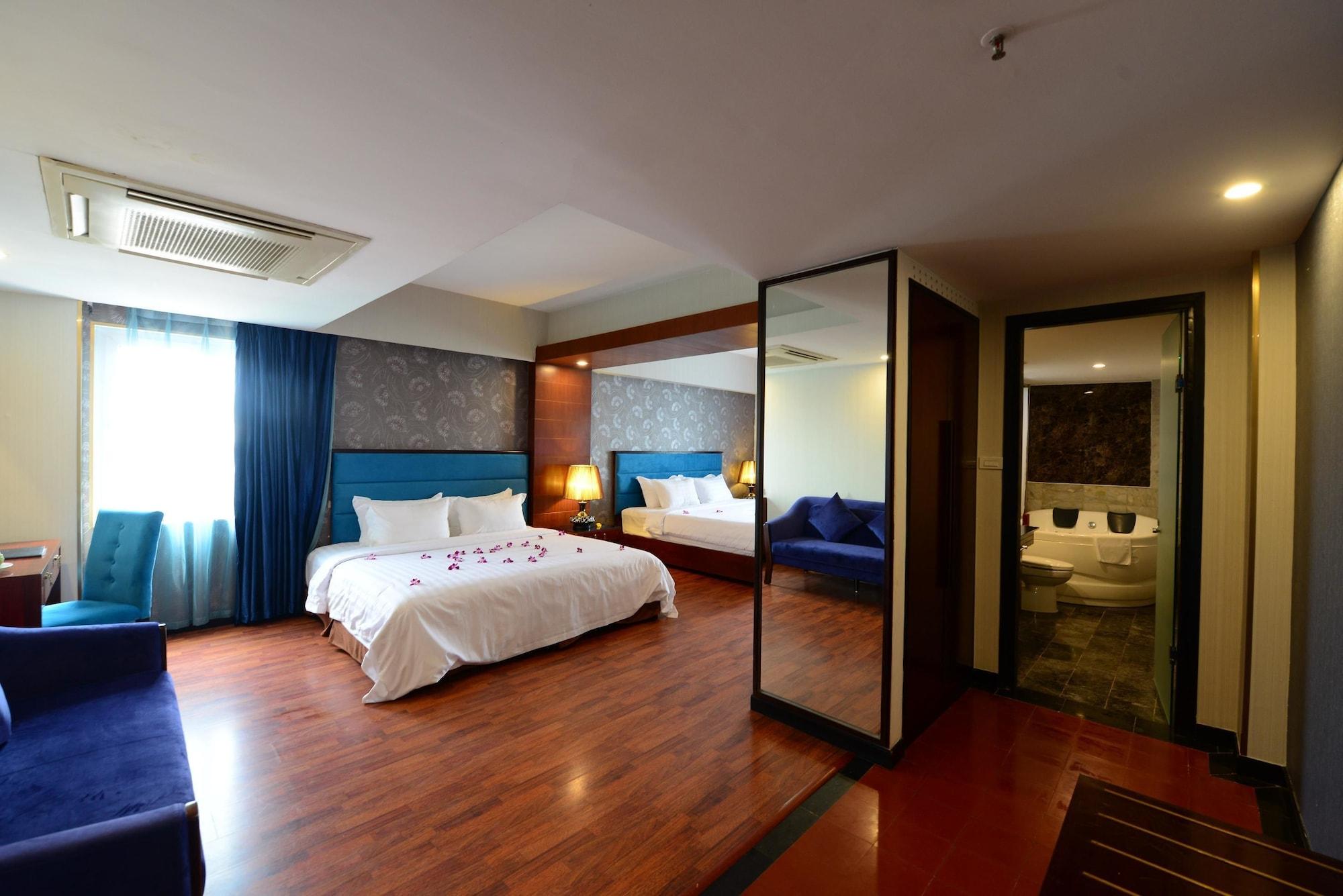 Ja Cosmo And 4* Hanoi