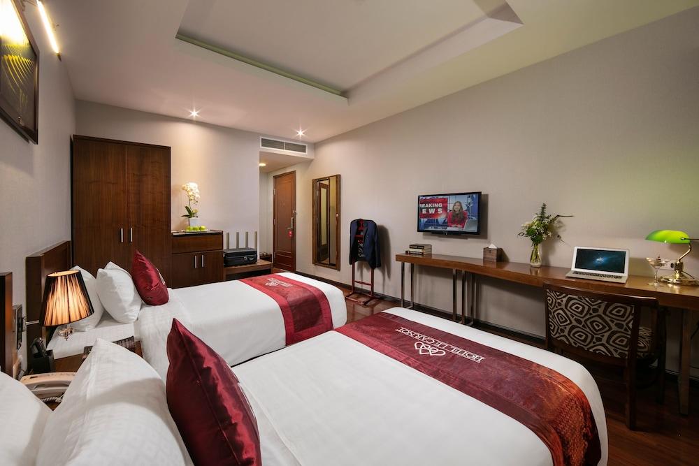 Hotel Le Carnot Boutique 4*