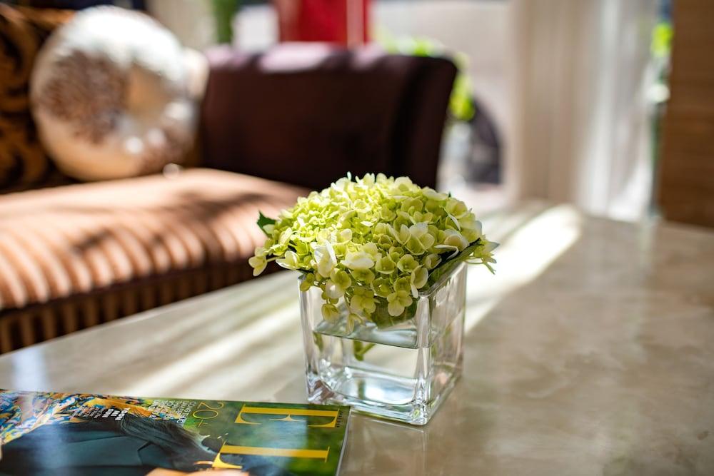 Hotel Nesta Hanoi