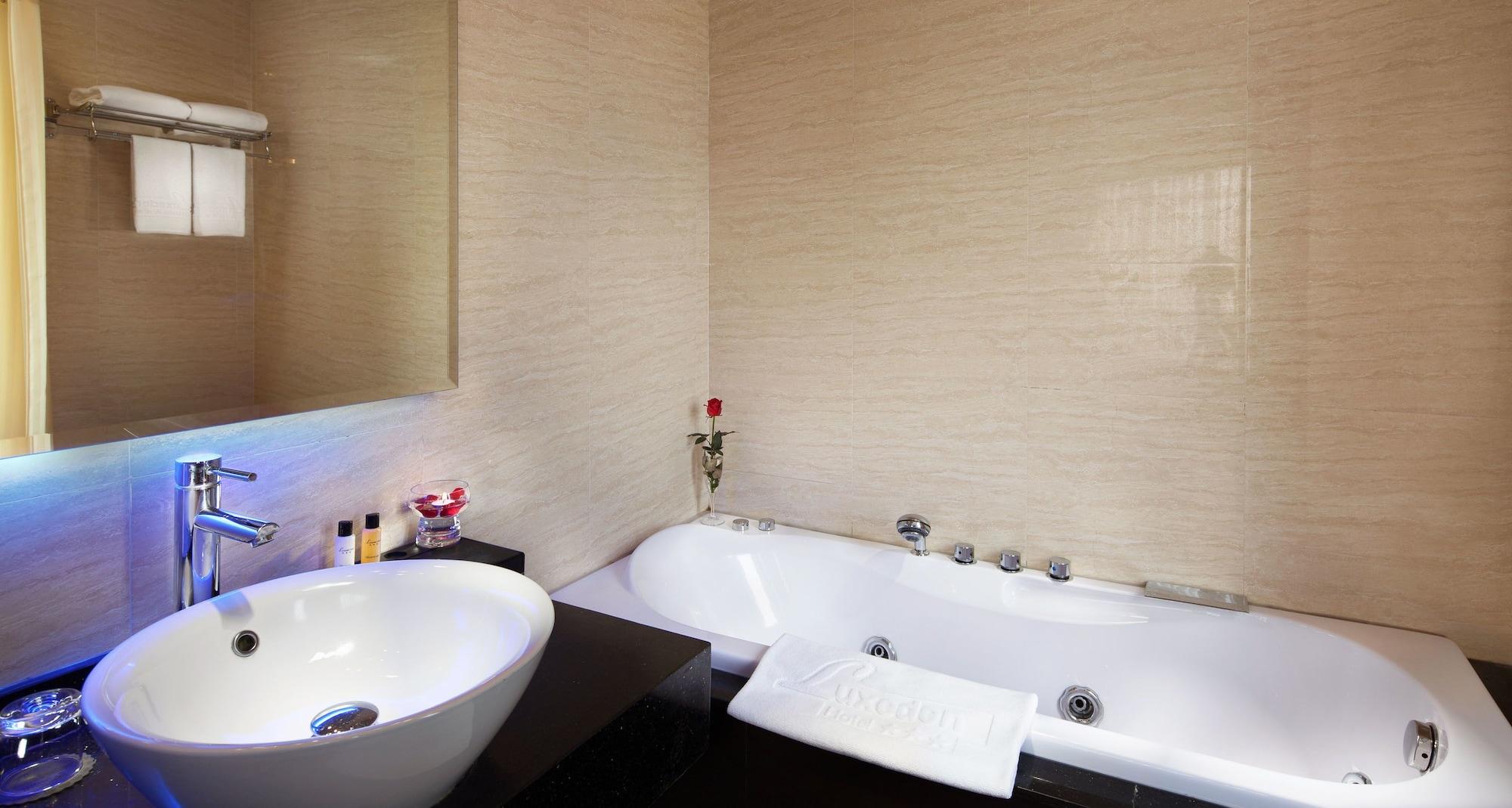 Luxeden Hotel 4*