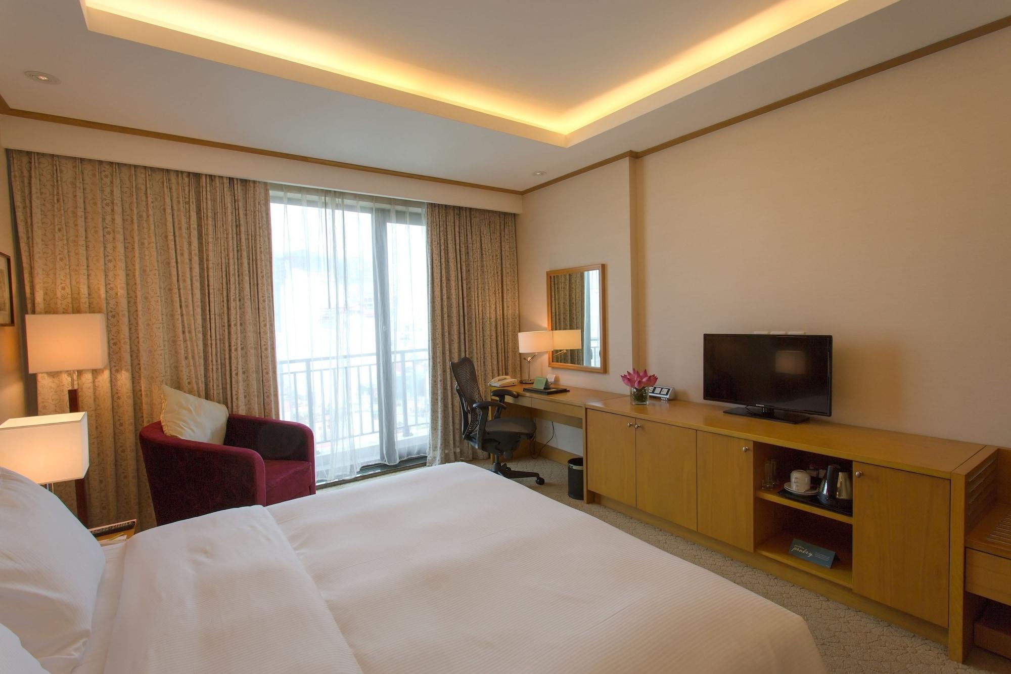 Hilton Garden 4*