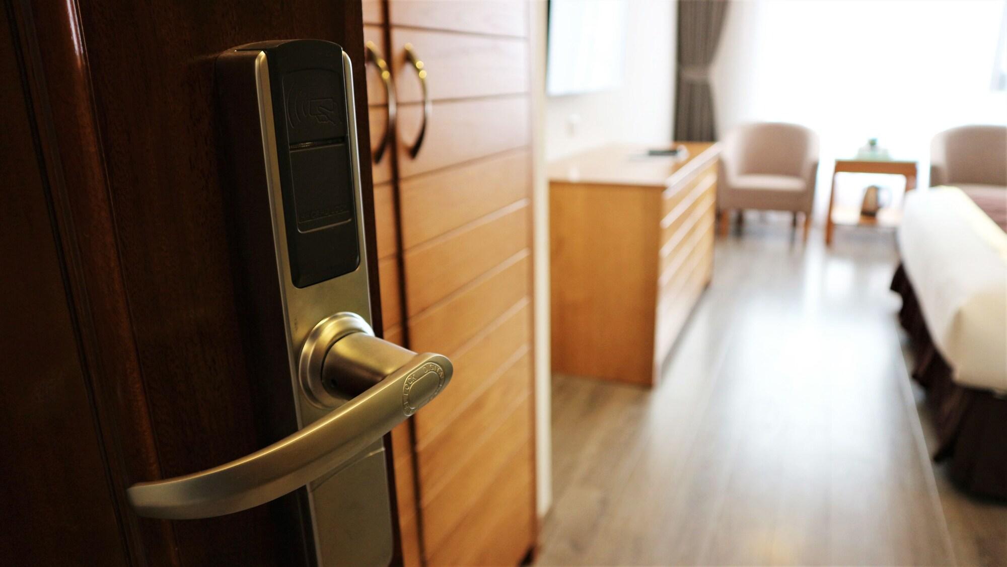 Khách sạn Khách Sạn&spa Luân đôn Hà Nội 4*