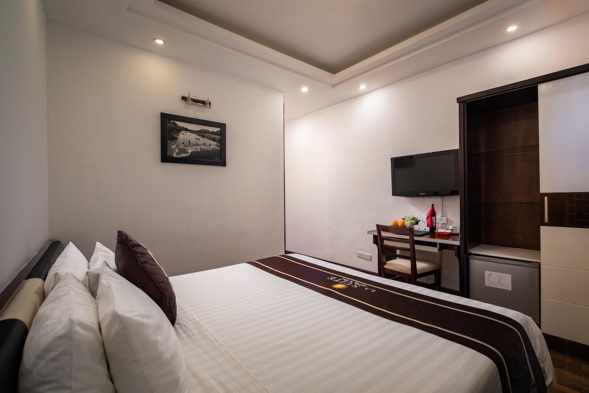 Hotel La Hanoi