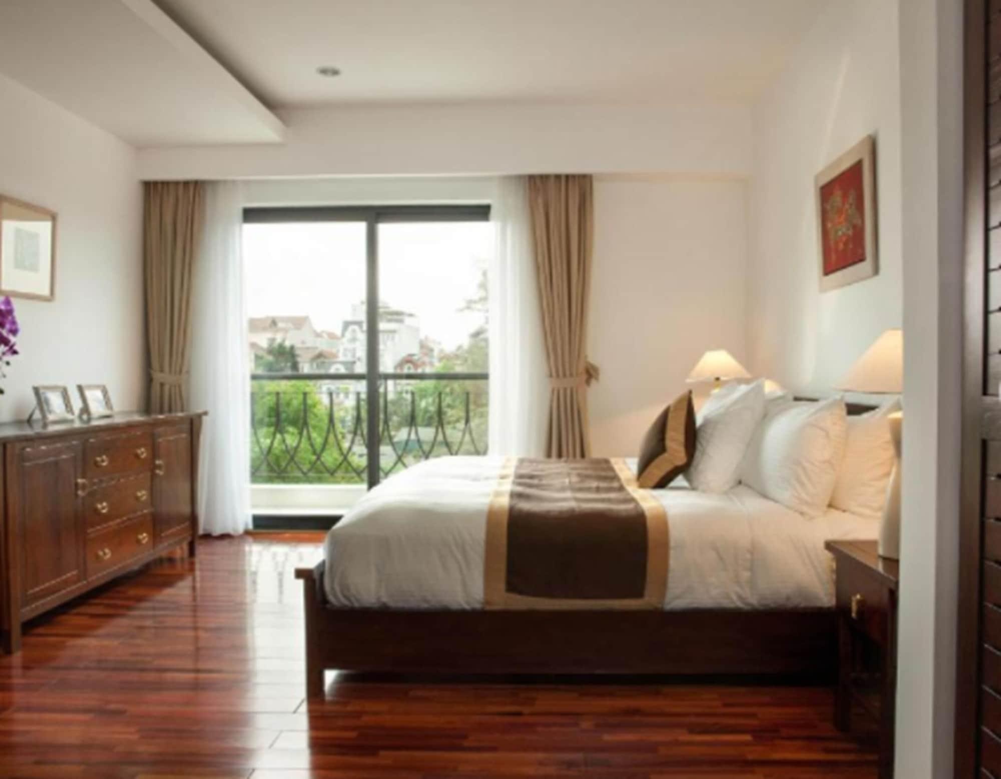 Elegant Hồ Tây Khách sạn