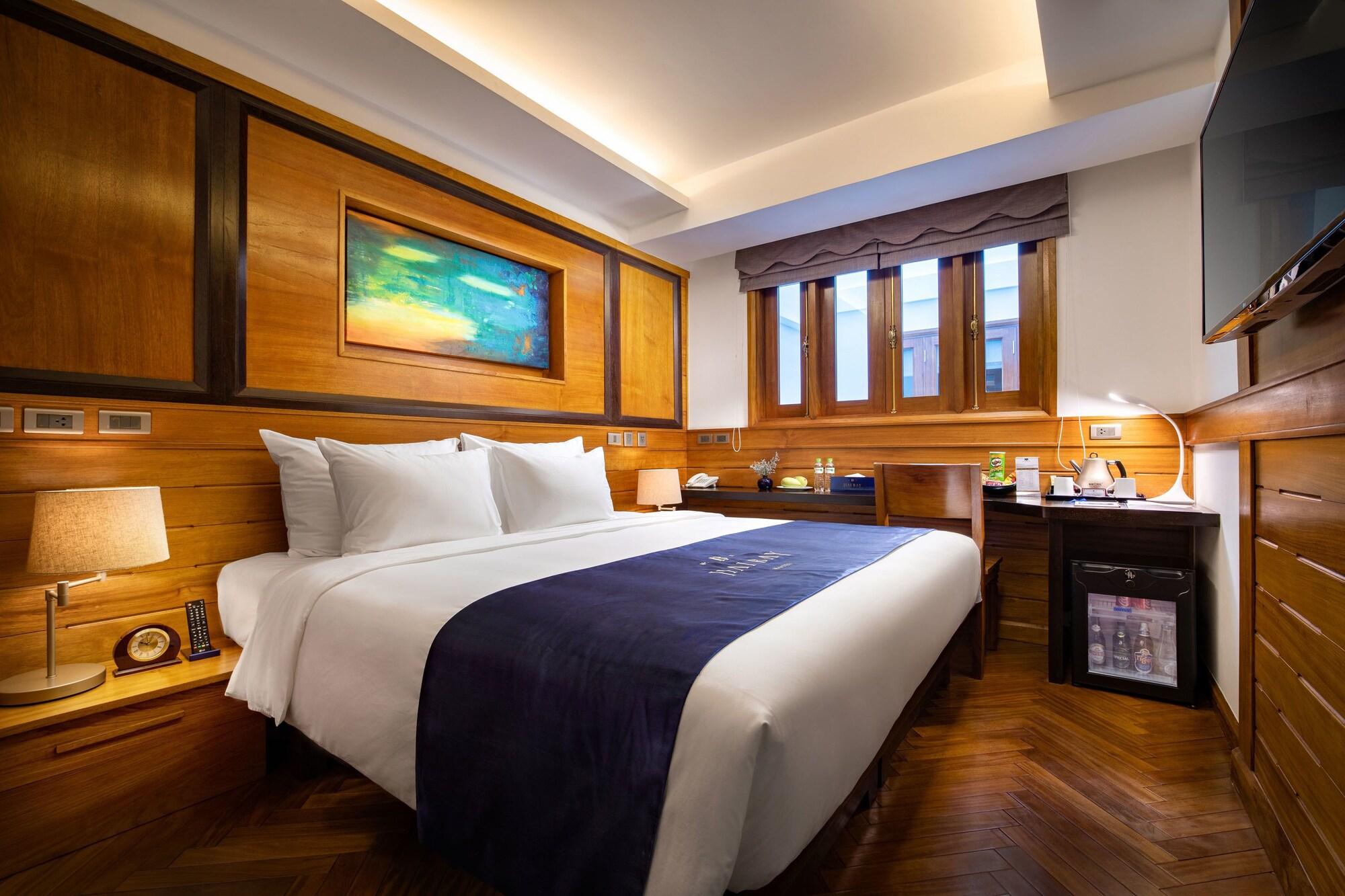 Bay & Restaurant Hotel