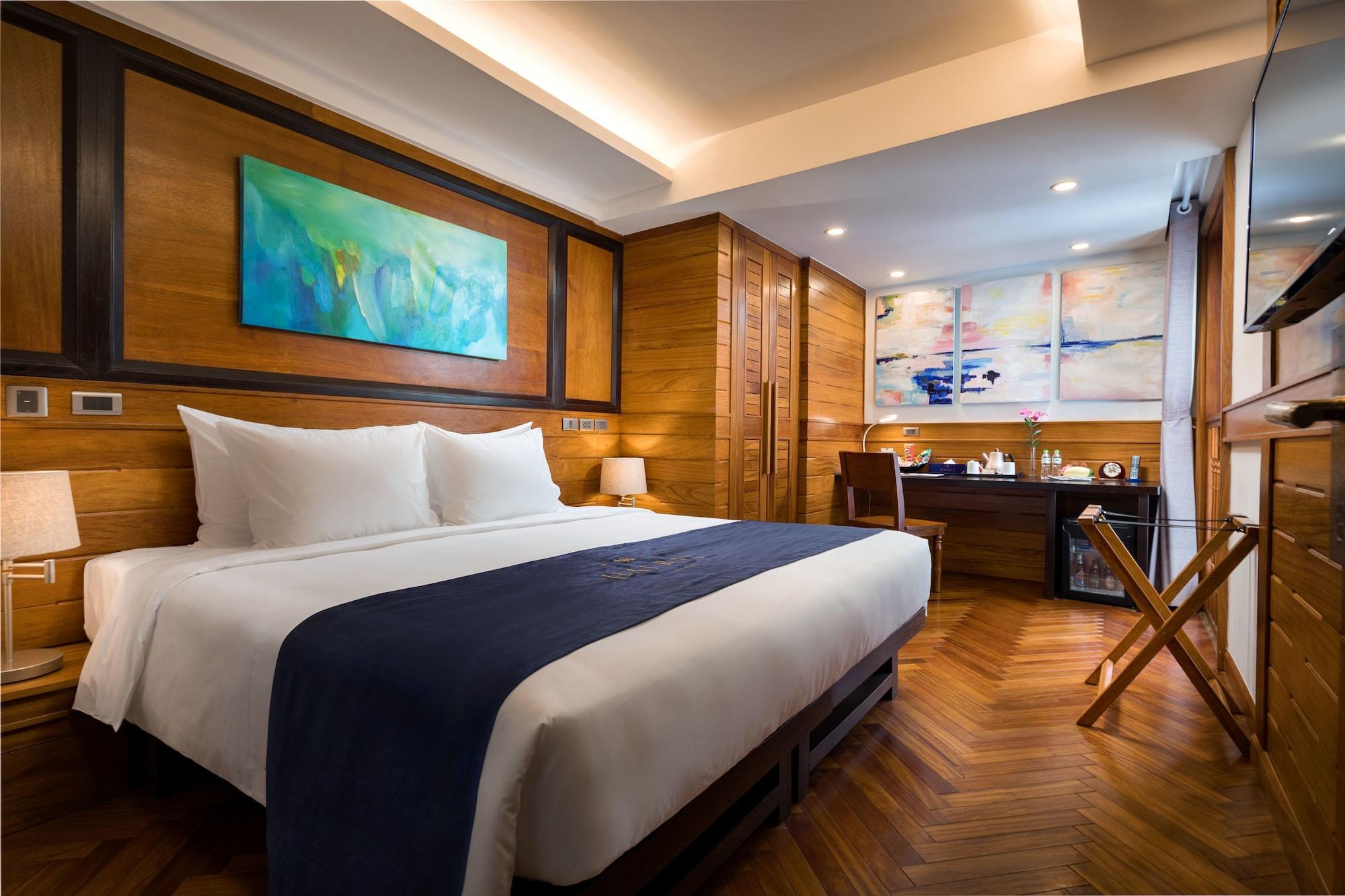 Hotel Bay & Restaurant