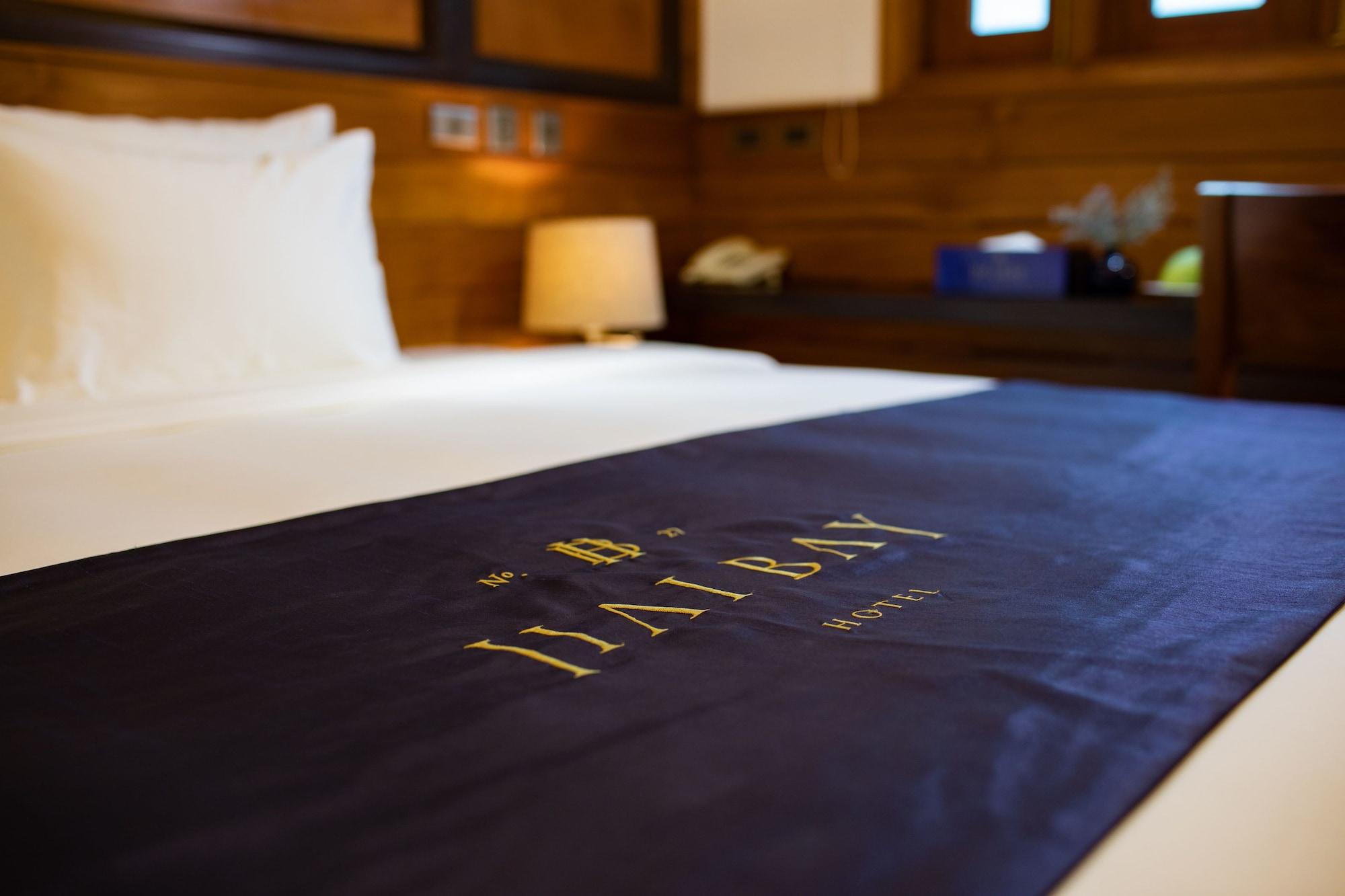 Bay & Restaurant Hotel