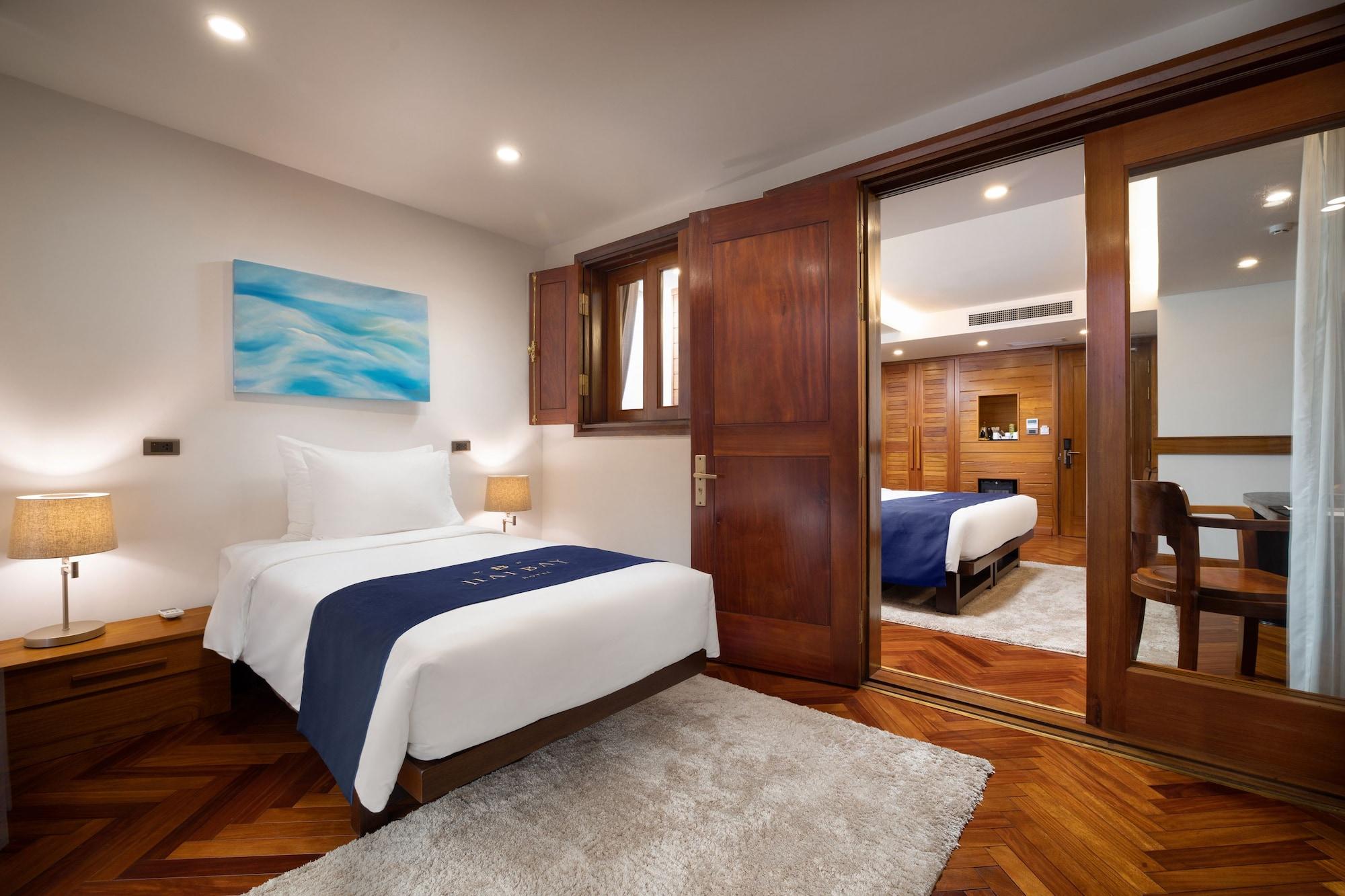 Bay & Restaurant Hotel 4*