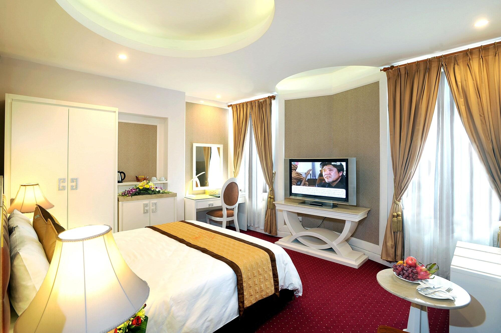 Hotel New Era & Hanoi
