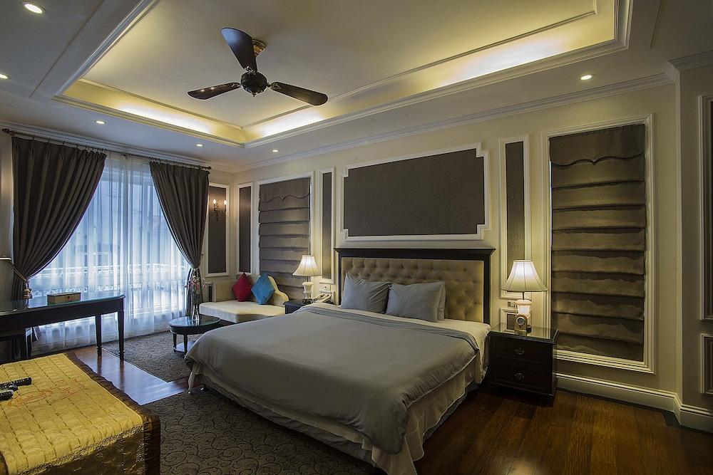 New Era & Hotel 4*