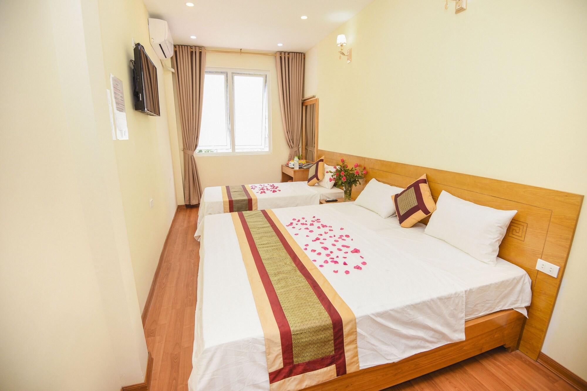 Guest house Old Town Palace Hanoi