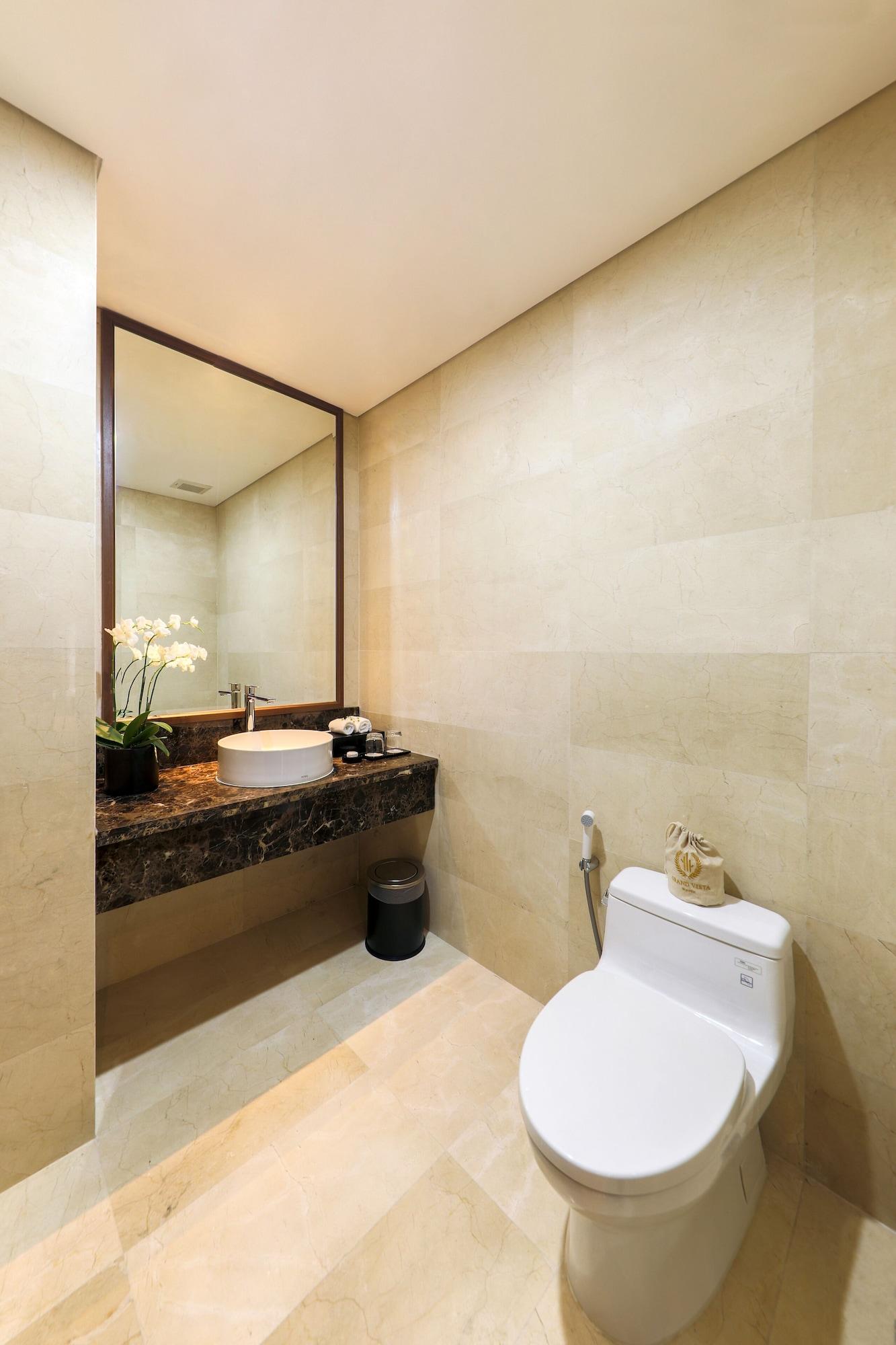 Grand Vista Hotel Hanoi