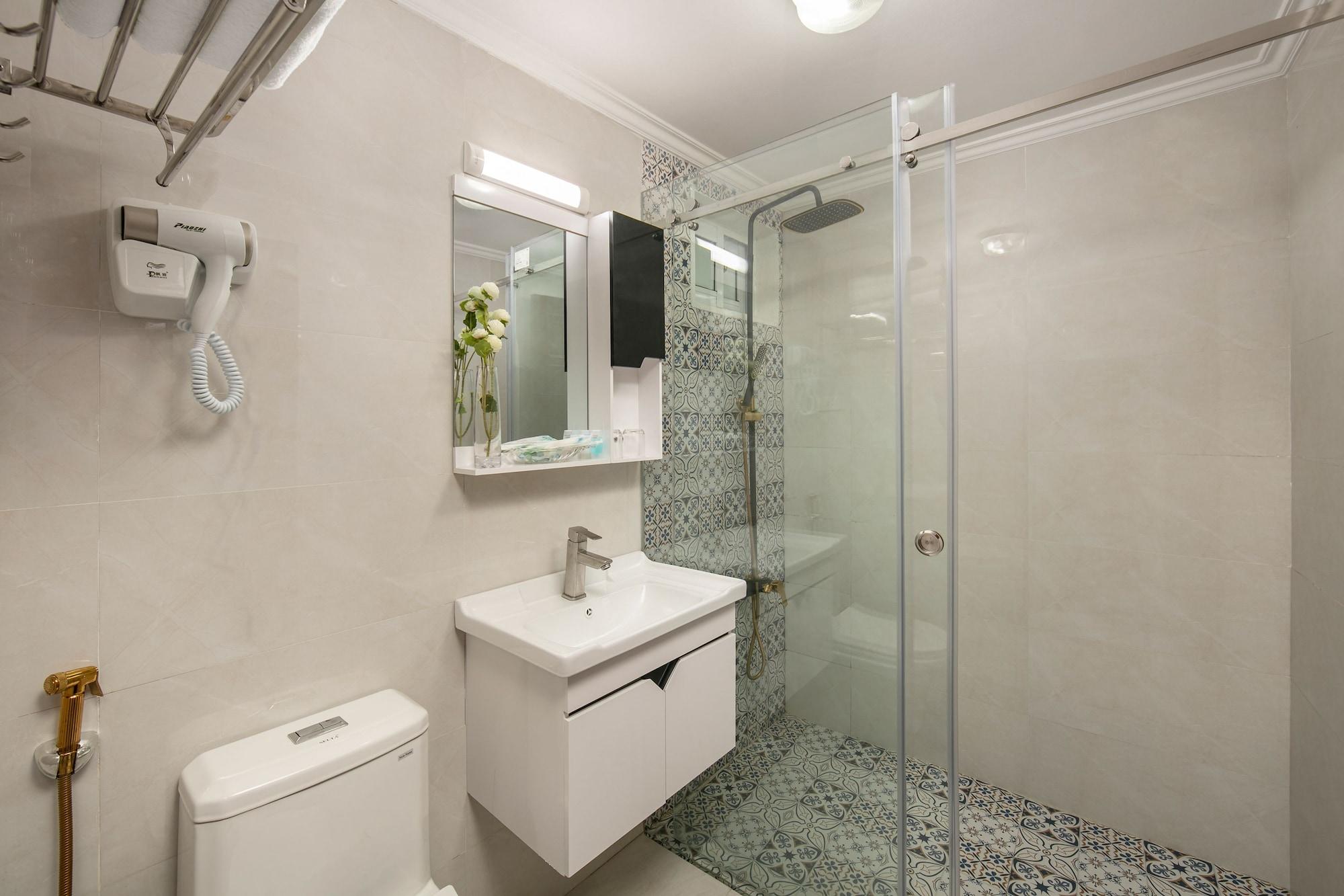 Little Diamond Hotel Hanoi