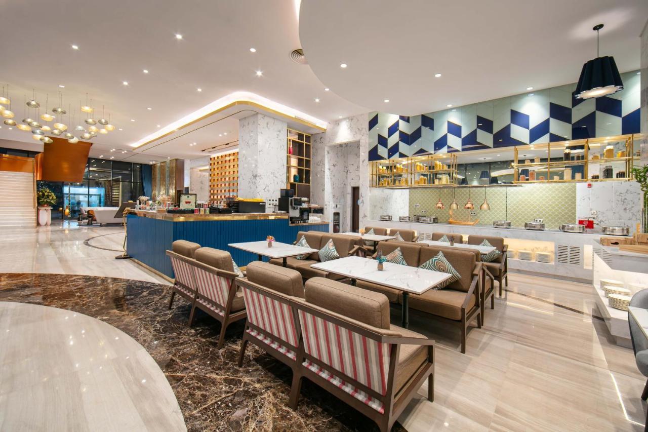 Moevenpick Living West