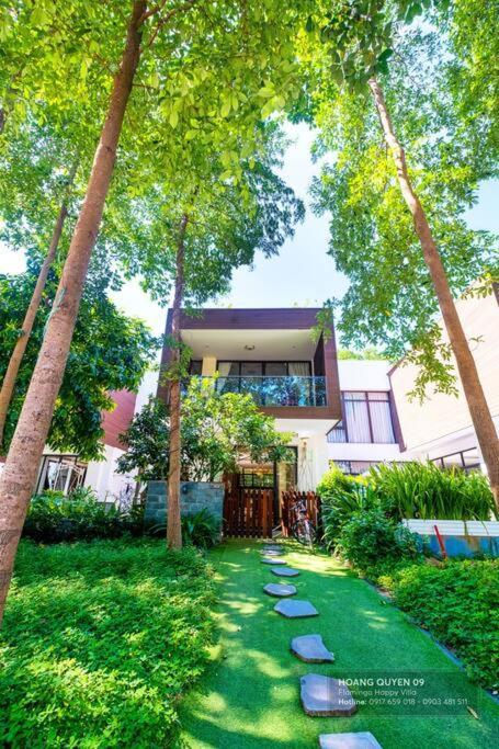 3 Phong Ngu Starsky Hoang Quyen 9- Flamingo Dai Lai Resort- Voi Be Boi & An Sang Mien Phi *