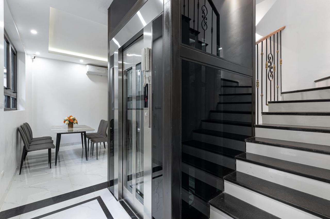 Ami House 1 Aparthotel *