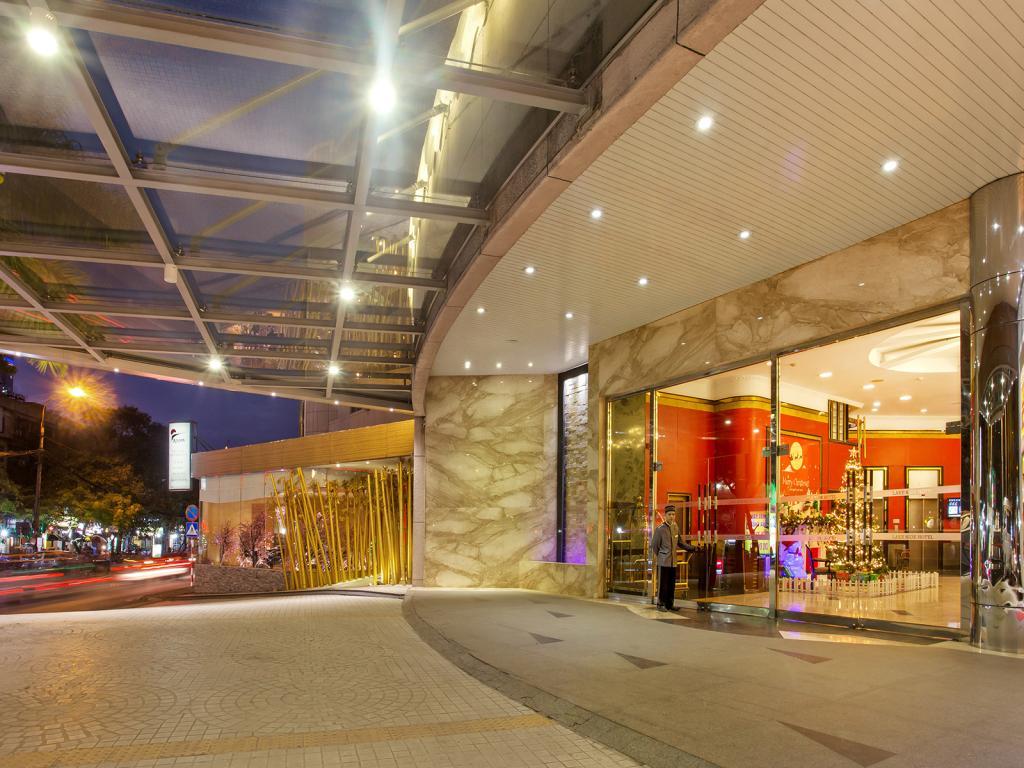 Side Hotel 4*