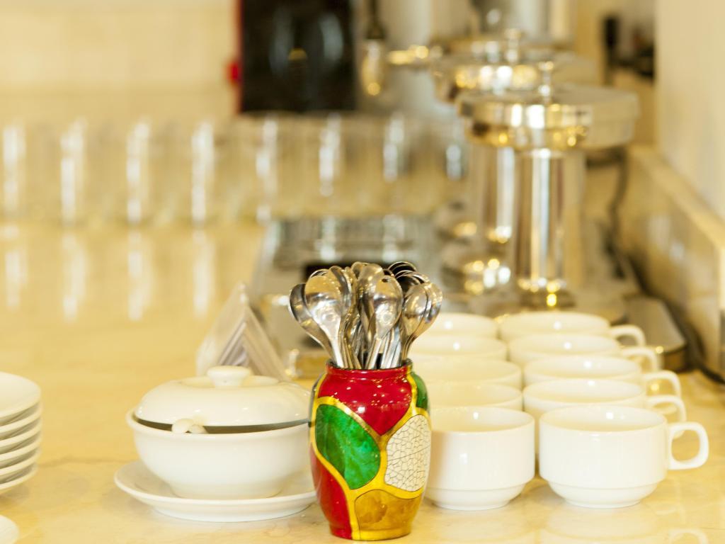 Khách sạn Sen Hà Nội