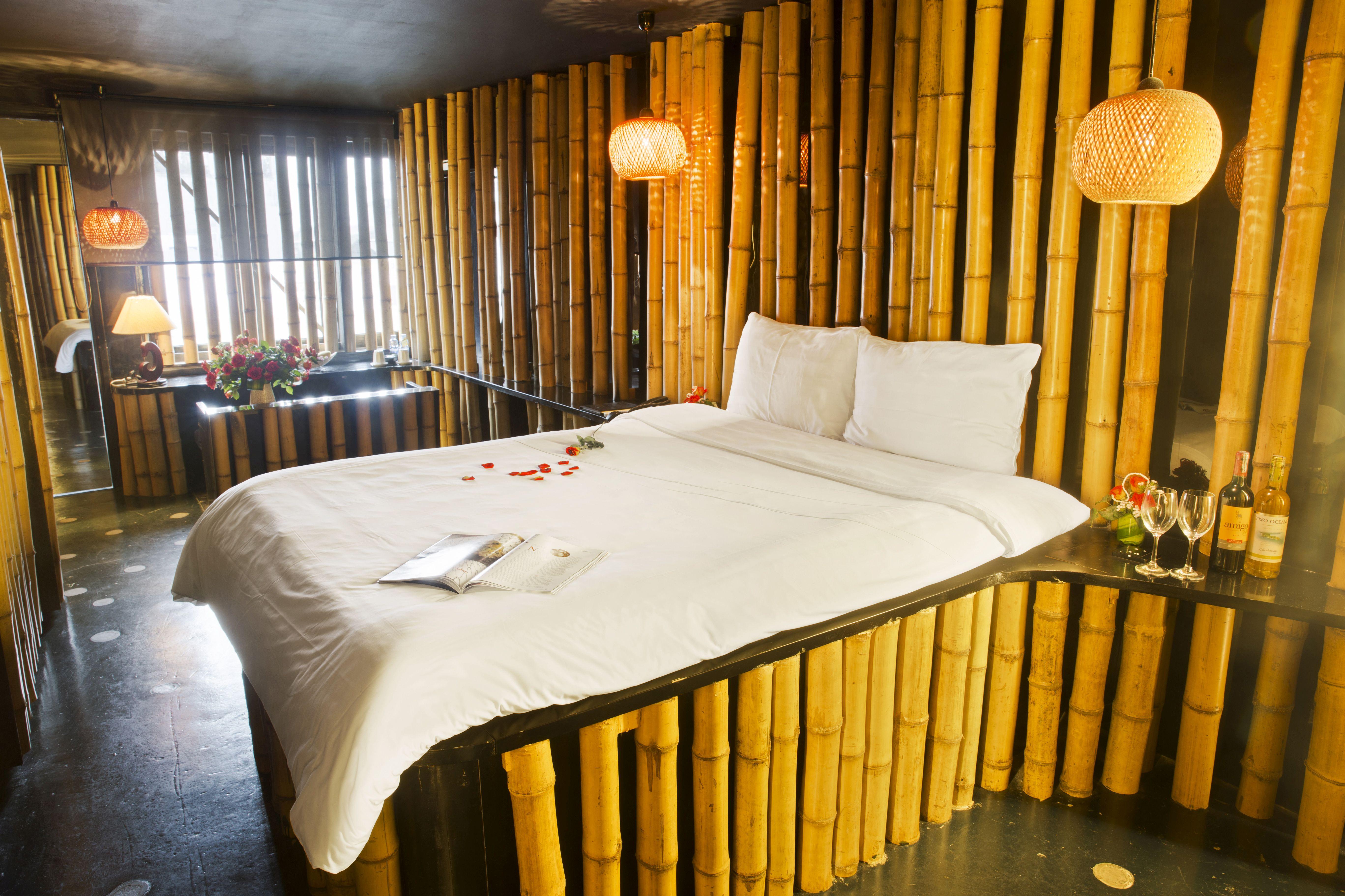 Thang Long Espana Hotel