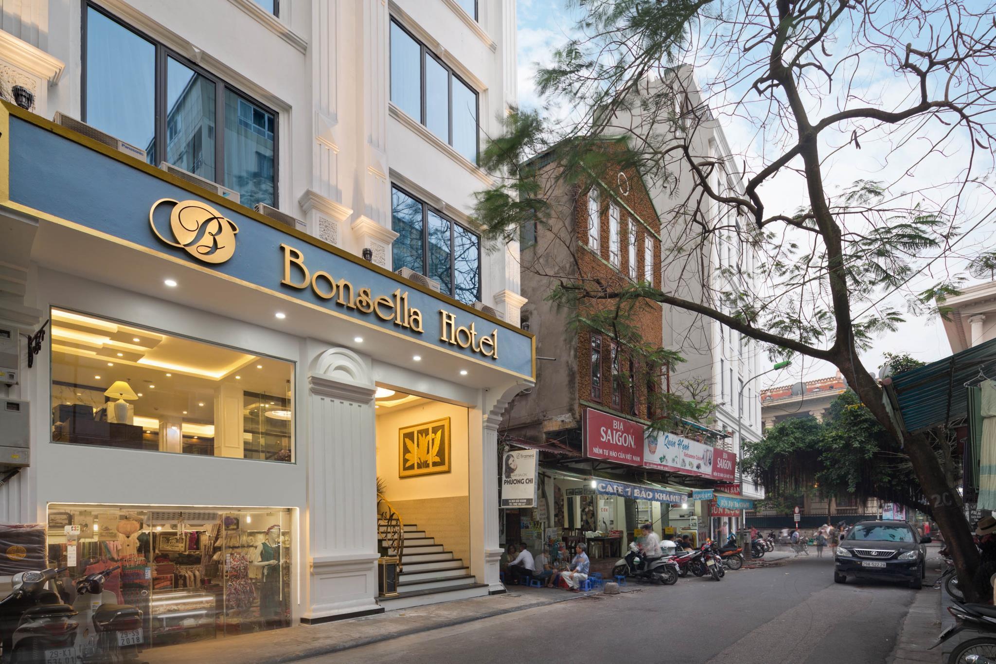 Bonsella Hotel