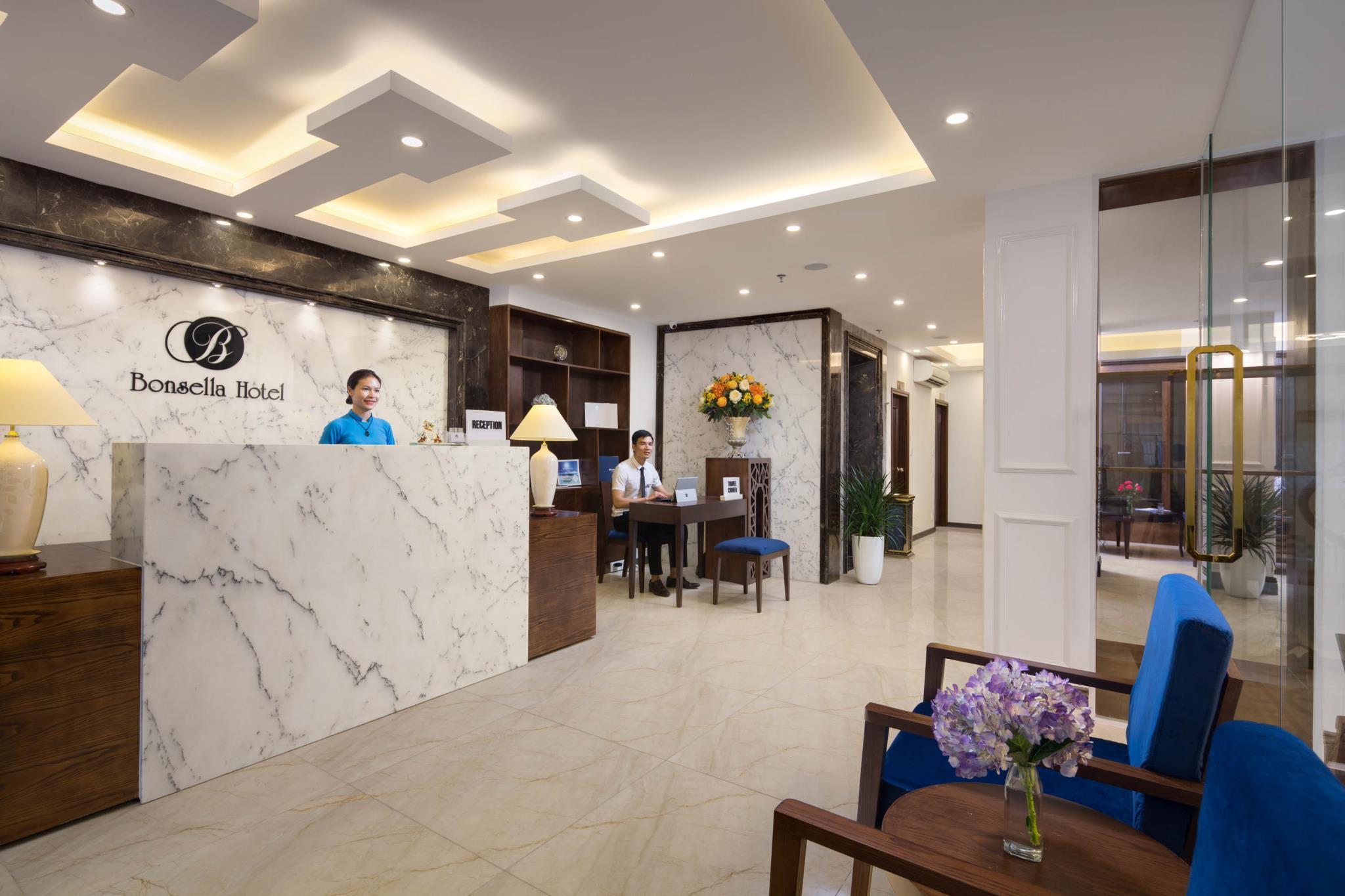 Bonsella Hotel