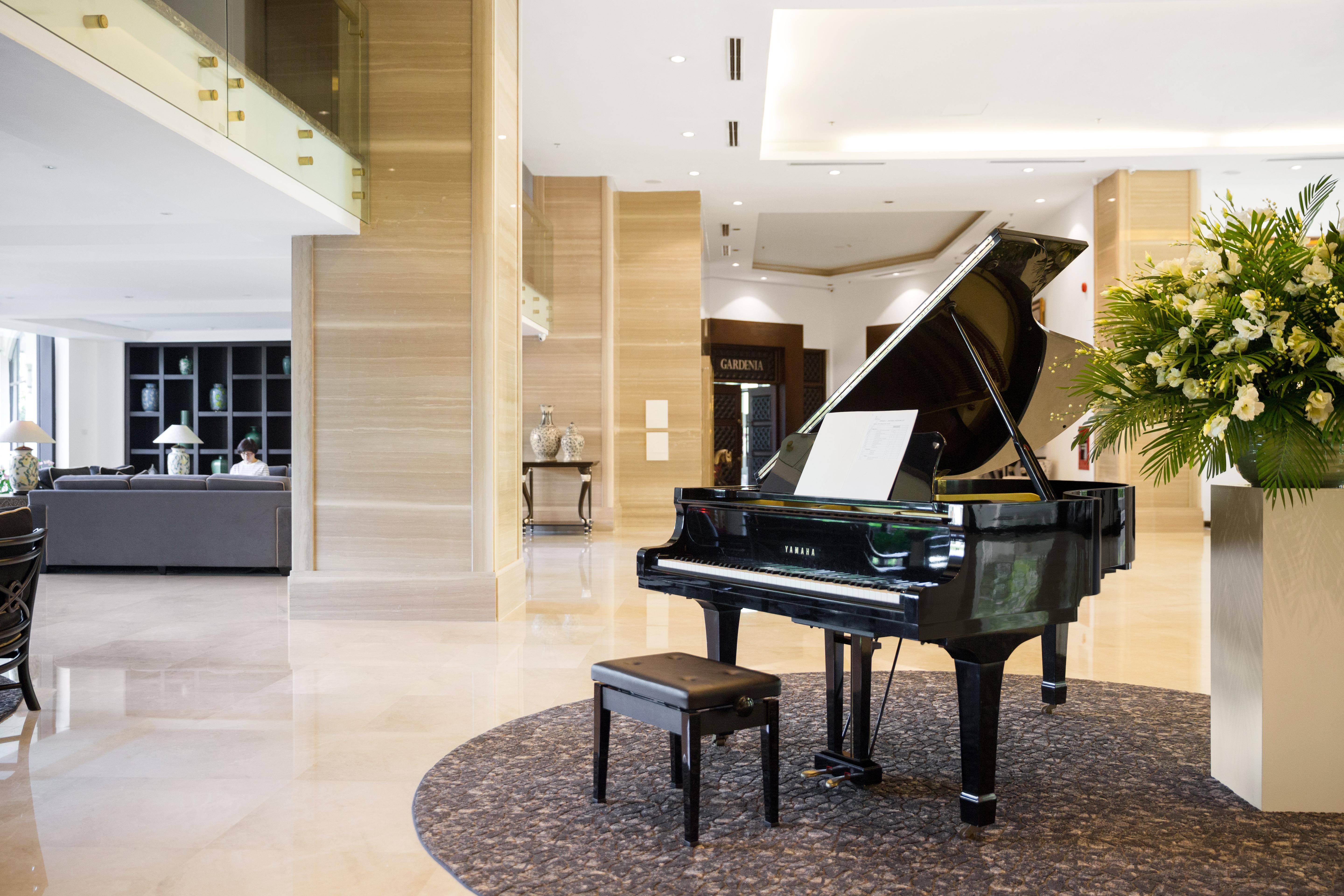Elegant Westlake 5*