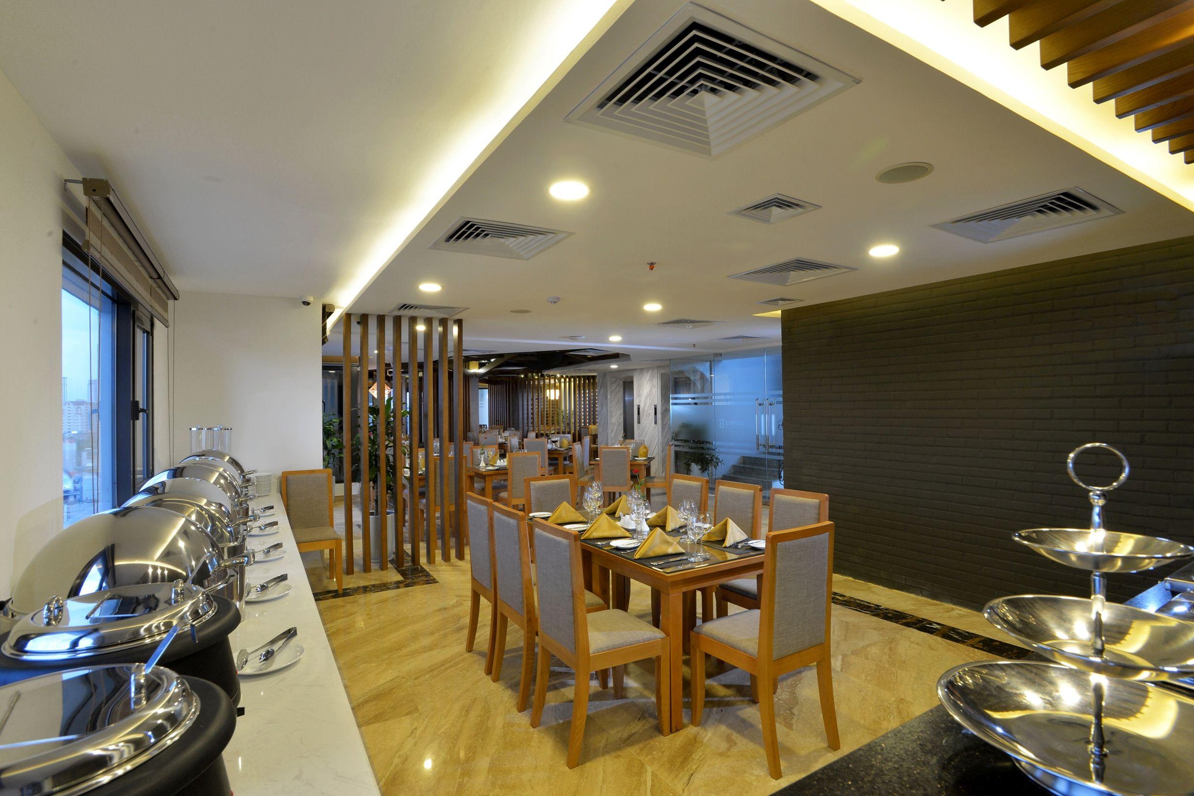 Khách Sạn&spa Luân đôn Hà Nội 4*