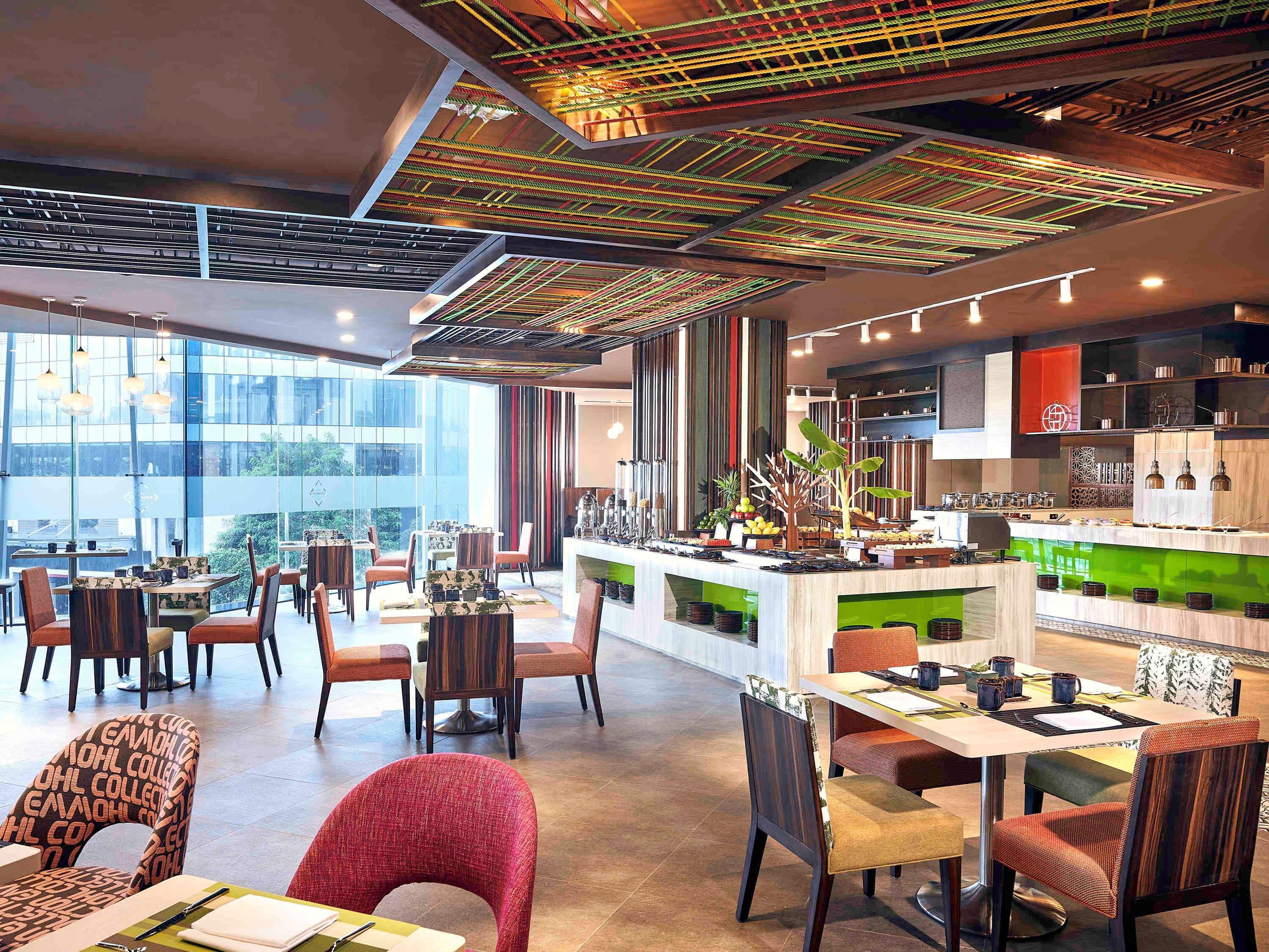 Novotel Thai Ha Hotel 5*