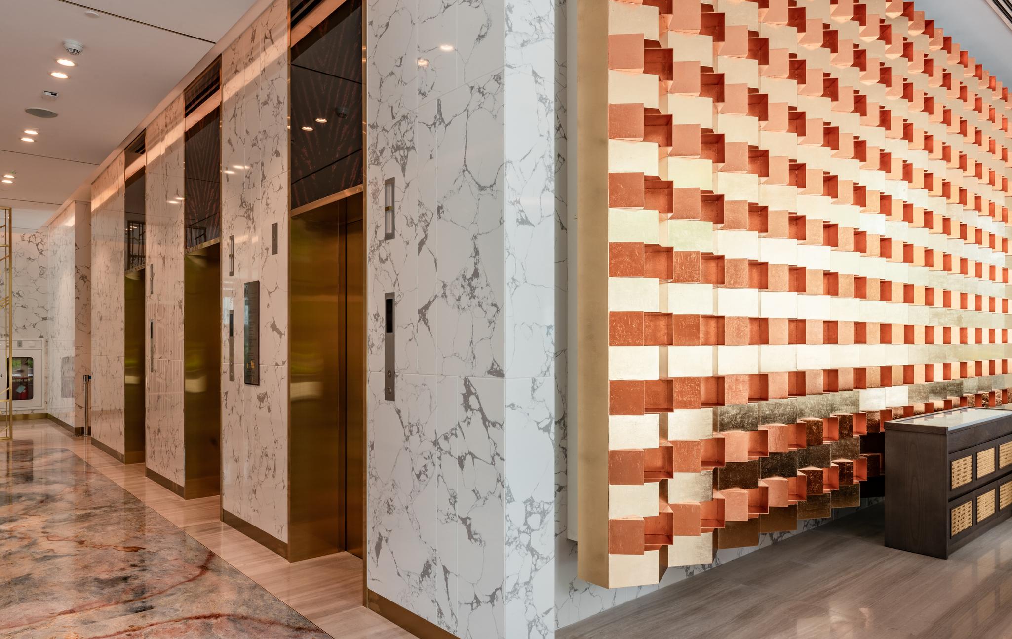 Moevenpick Living West 5* Hanoi