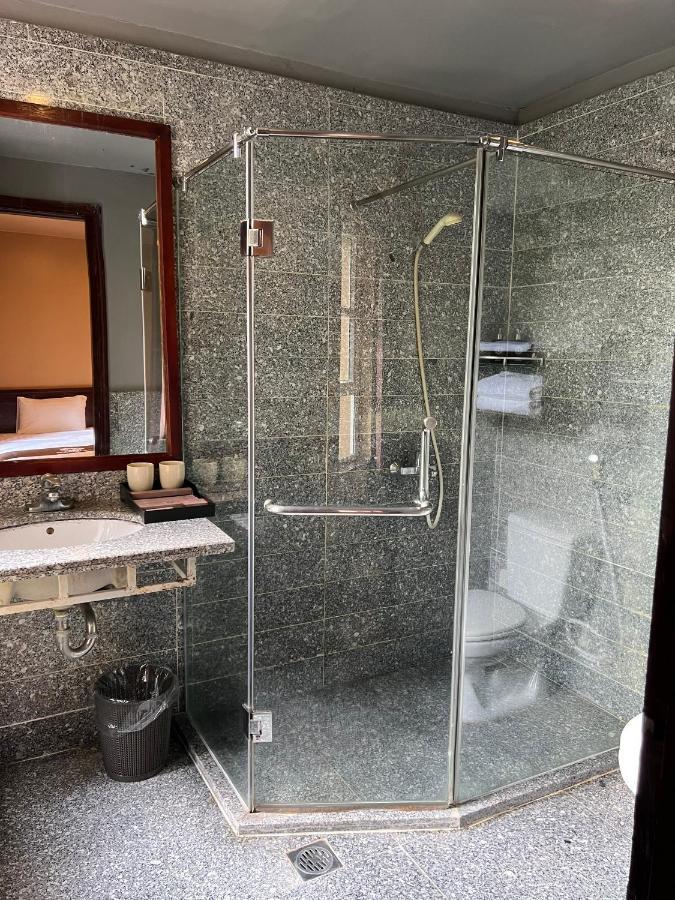 Ha Noi Le Grand Hotel 3* Hanoi