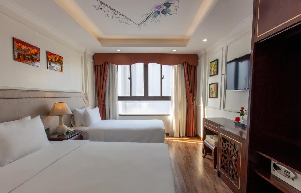 Hotel Golden Legend Palace & Travel