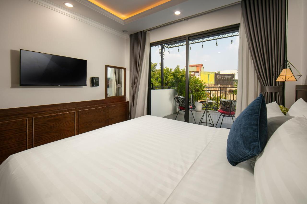 Premier Khách sạn 4*