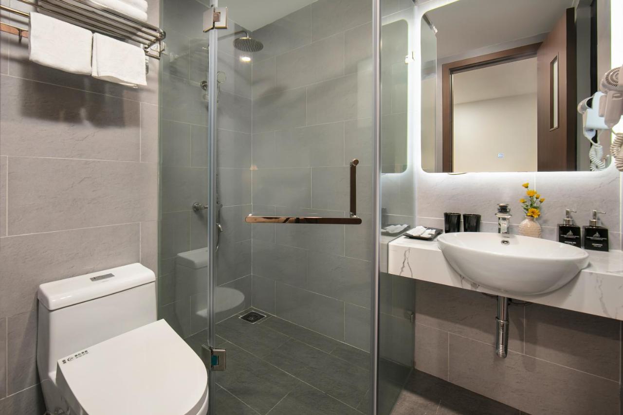 Premier Khách sạn 4*