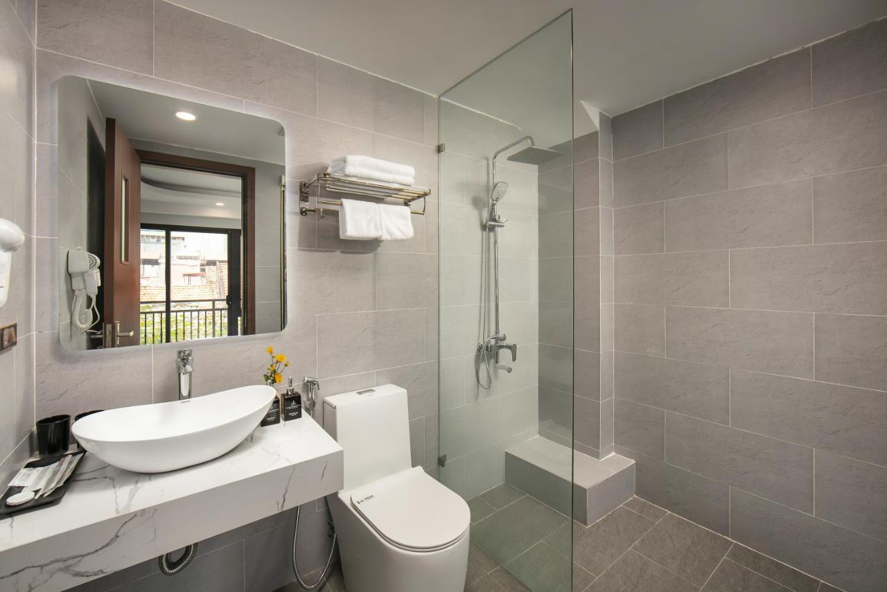 Premier Hanoi