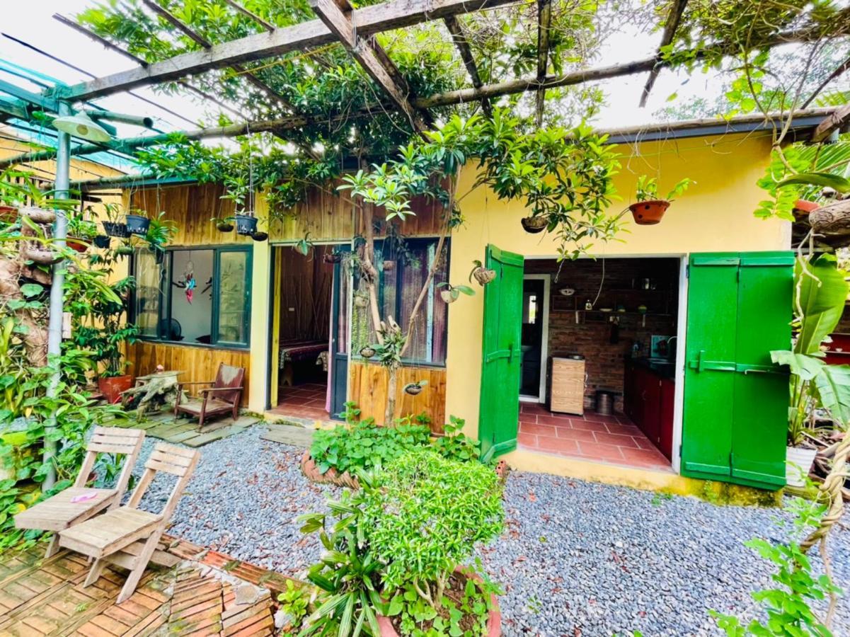 Elephant House - Duong Lam Homestay Country house