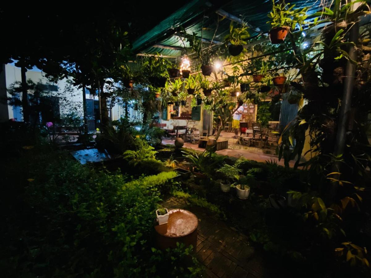 Country house Elephant House - Duong Lam Homestay *