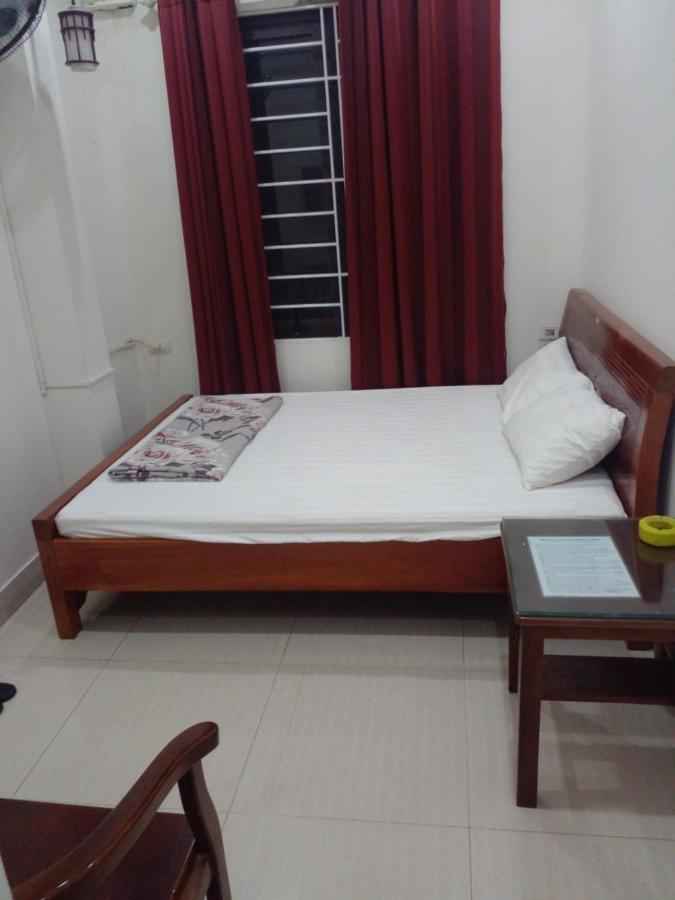 Phong Don Giuong Doi Khep Kin Yen Tinh Nhà khách