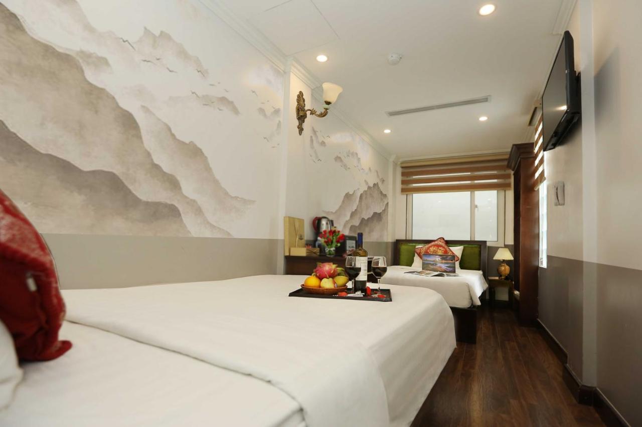 Golden Sail & Hotel