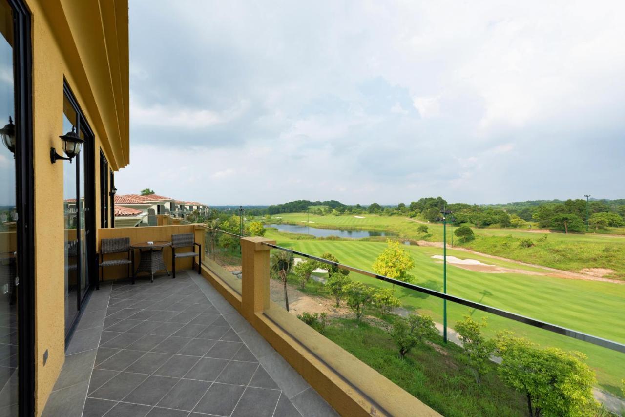 Wyndham Sky And Hanoi