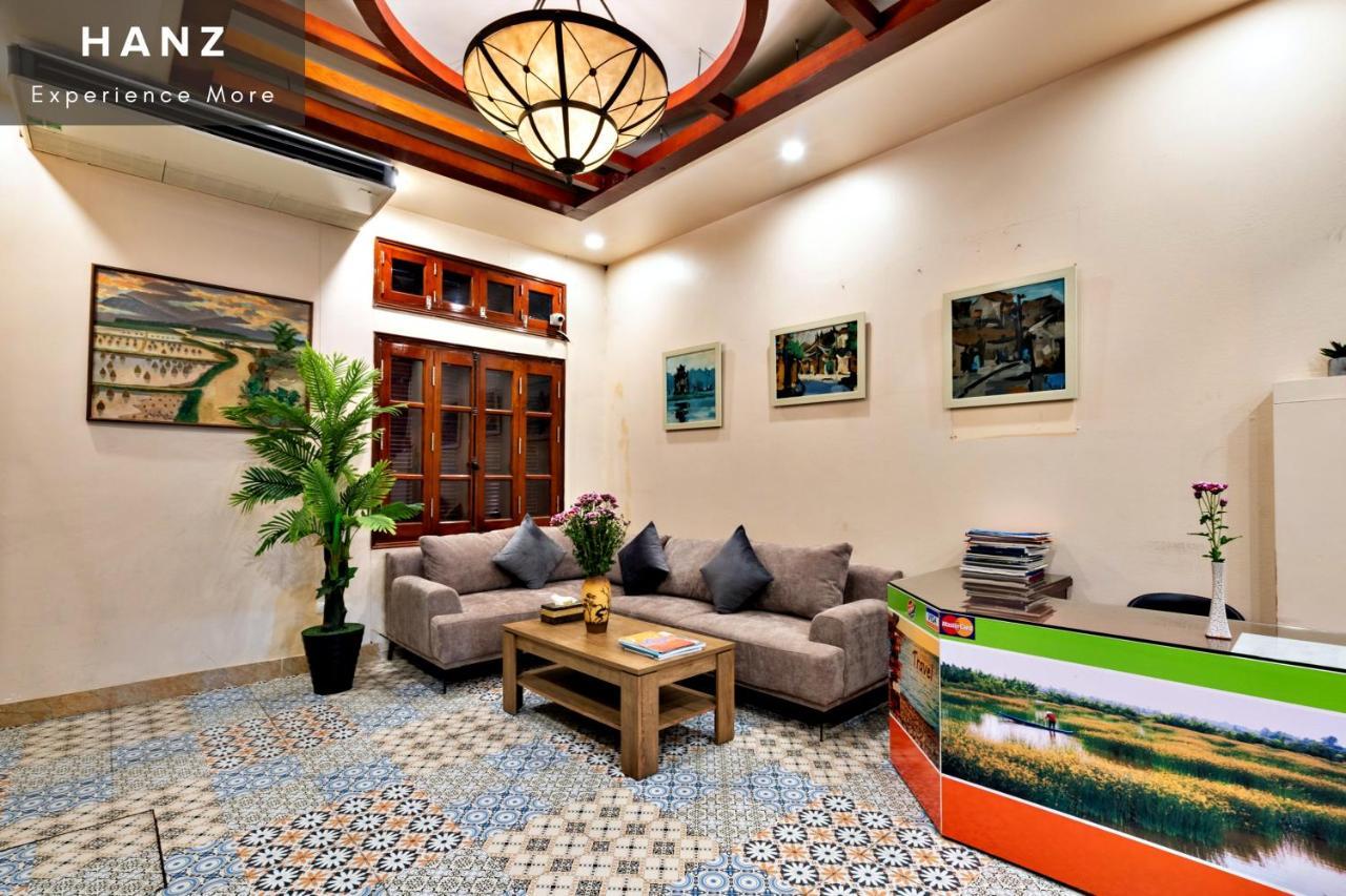 Hanz Lakeview Khách sạn
