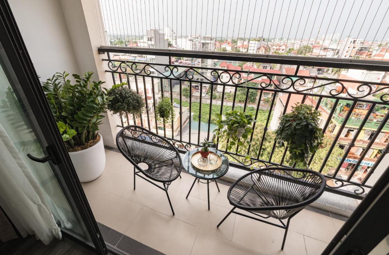 Troy House - D'leroi Soleil - 59 Xuan Dieu Apartment Hanoi