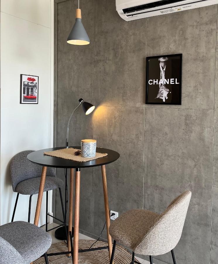 Cam Homestay - Vinhomes Ocean Park Apartment