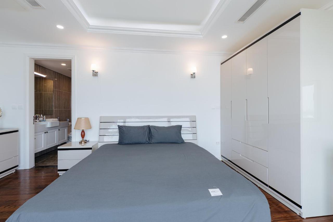 Apartment D'leroi Soleil- Tay Ho- Near Westlake In Ha Noi *
