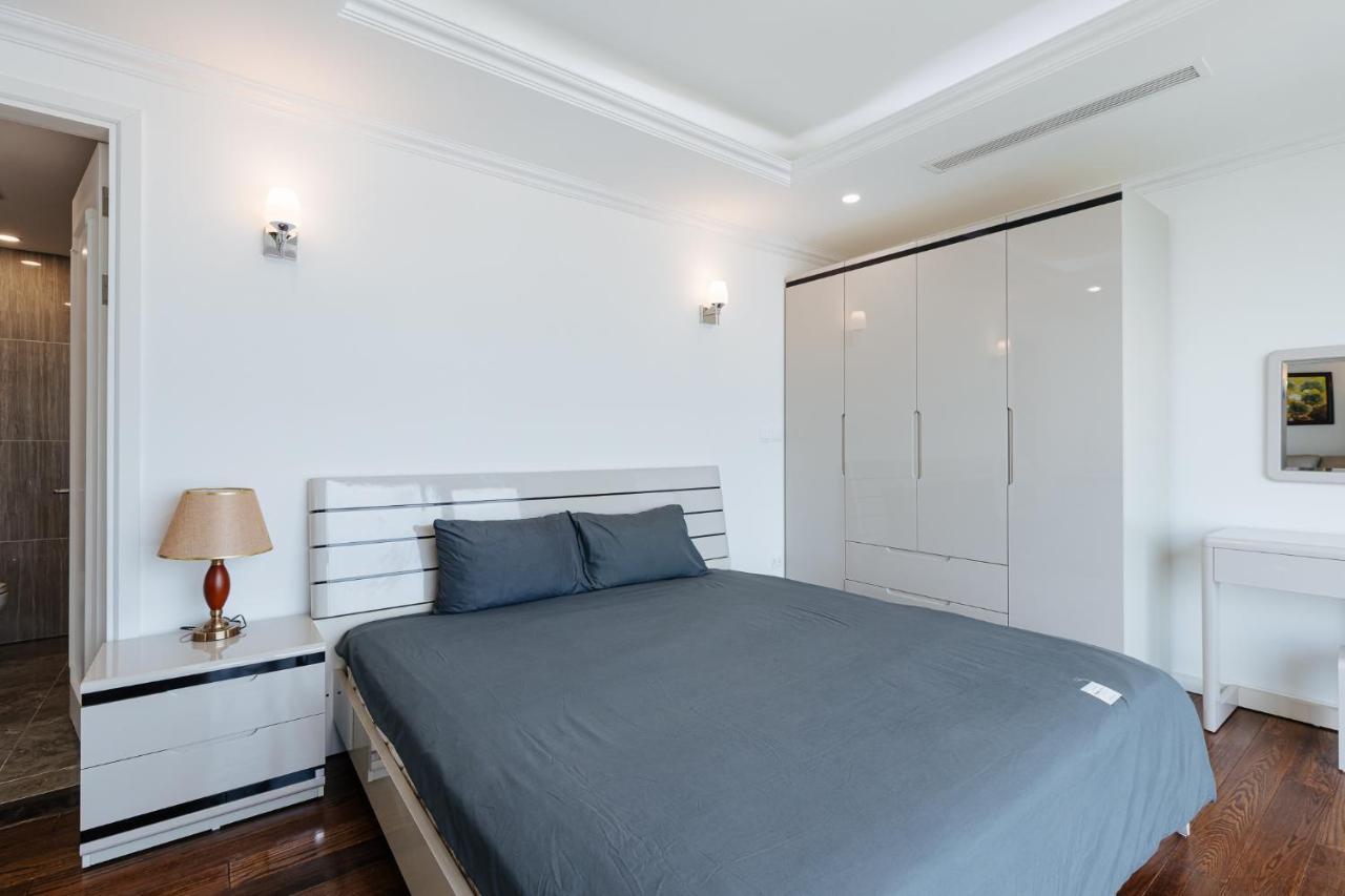 Apartment D'leroi Soleil- Tay Ho- Near Westlake In Ha Noi *