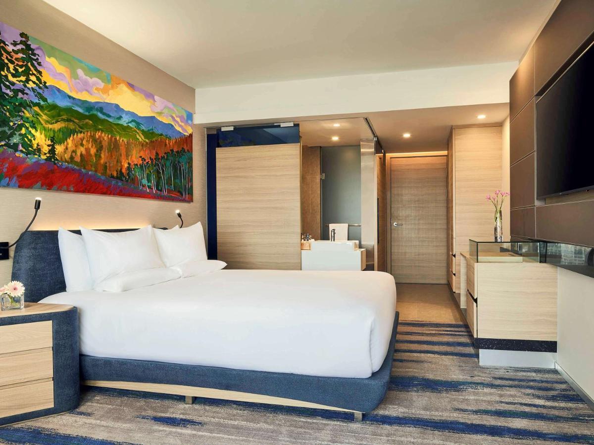 Novotel Thai Ha Hotel